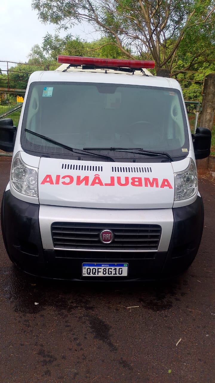 Ambulância da Casa de Repouso Amor Infinito, em Ribeirão Preto, usada no transporte dos residentes